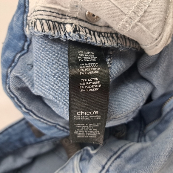 Chico's SC Lifting Slimming Jeans Size 0.5 (30) - Picture 5 of 11